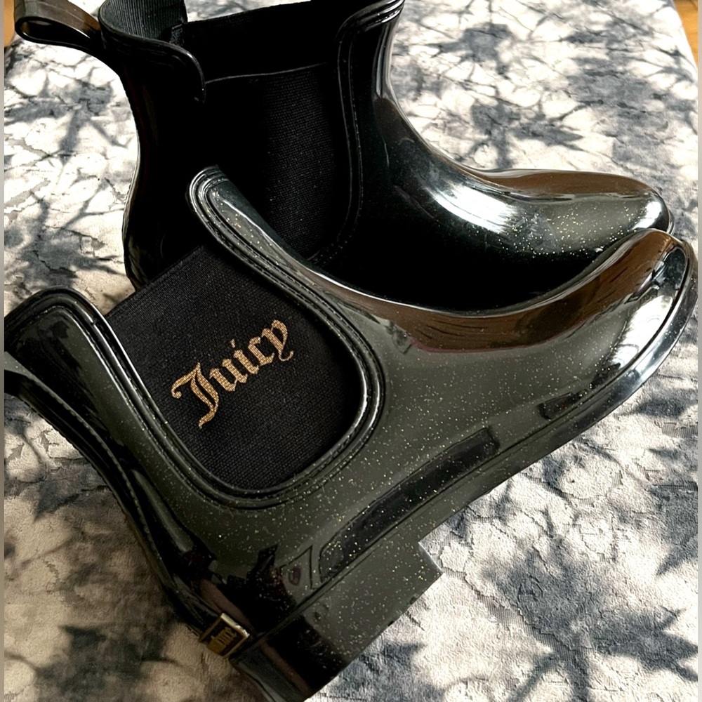 Rain boots—Juicy Couture rain Rori black sparkle